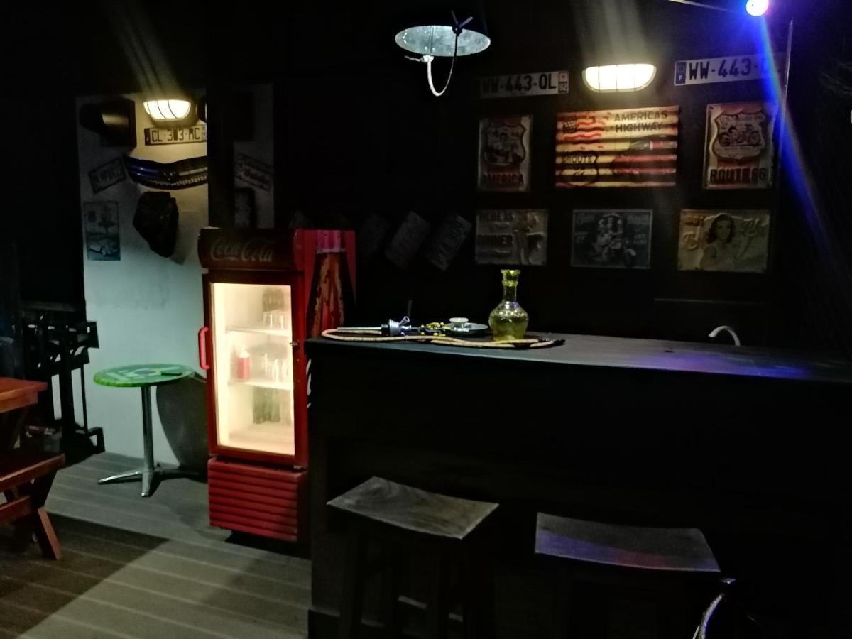 נגומבו Le Petit Hotel & Restaurant מראה חיצוני תמונה